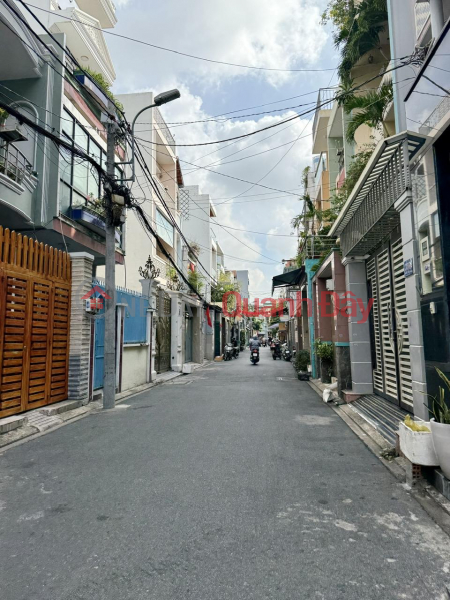 đ 11,3 tỷ **Bán nhà đường Trung Lang, phường 12 Tân Bình; (5x33) khu Bàu Cát vip