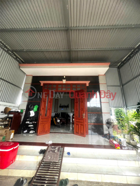 BEAUTIFUL HOUSE - GOOD PRICE - OWNER SELLS HOUSE IN GOOD LOCATION In Tan Phu Town, Dong Phu District, Binh Phuoc Province Sales Listings