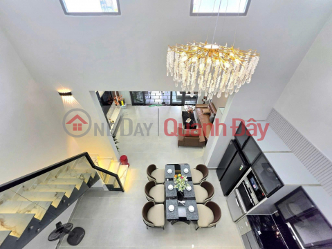 Spacious house with a large garden, 143m2, next to Phu My Hung, priced at just over 7 billion VND, fully furnished. _0