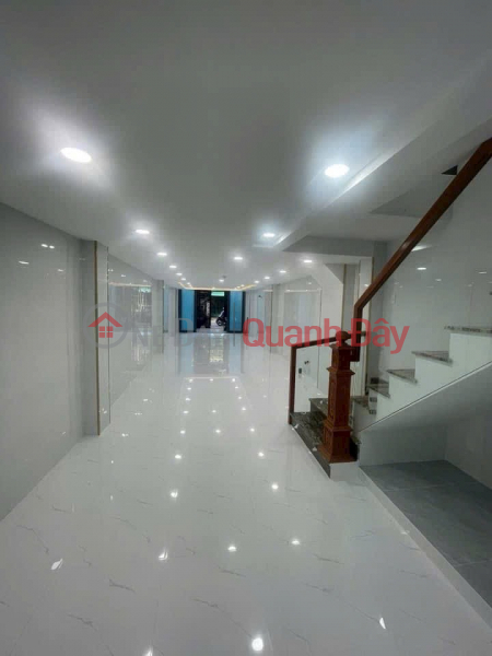 Private house for sale in Au Duong Lan, 24.6 billion, 150m2, full legal documents, good price and reputation Sales Listings