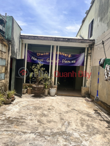 ► Corner plot with two street frontages near Tran Cao Van main road, walking distance to the beach, 94m2, 5m wide, 3.x billion VND (negotiable). | Vietnam | Sales, đ 3.4 Billion