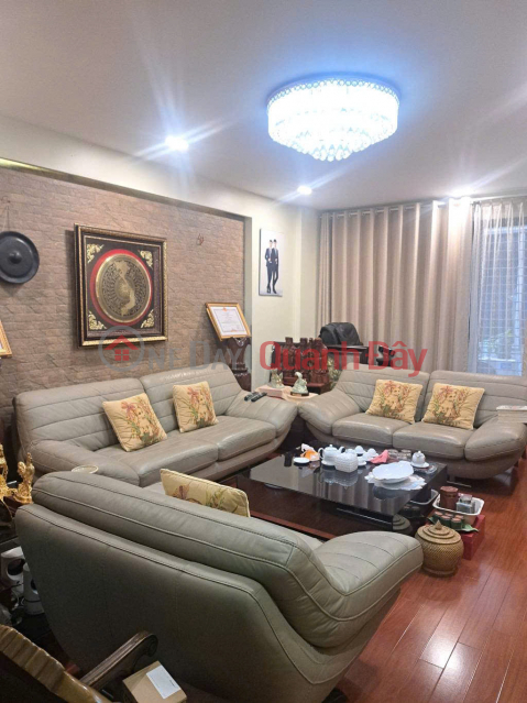 HOUSE FOR SALE ON NGUYEN VAN HUYEN, DIVIDED LOT, CAR-FREE SIDEWALK, 2 FRONTS FOR BUSINESS, 71M2, ONLY 26 BILLION _0