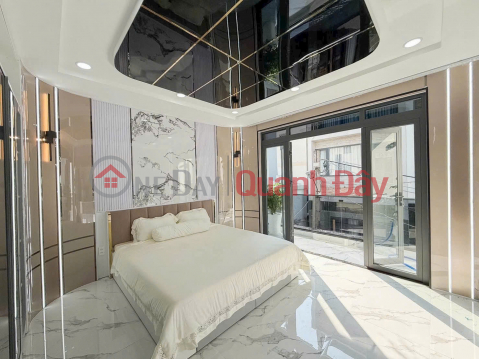 House in a car-accessible alley on Huynh Tan Phat street, next to Nguyen Binh Khiem school, 4 floors, just over 7 billion VND. _0