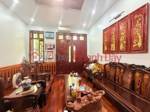 HOUSE FOR SALE IN XUAN LA, DIVIDED LOT, CAR ACCESS, WIDE SIDEWALK, BUSINESS, 60M2, PRICE 18 BILLION 680 _0