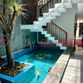 Selling Nguyen Van Cu house 92m x 6 floors, garage, elevator, full furniture _0