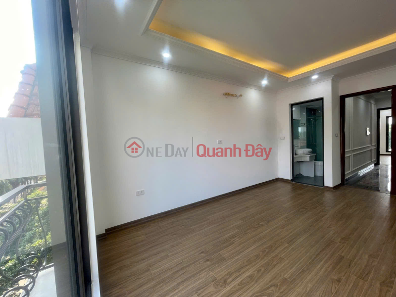 , Please Select, Residential, Sales Listings | đ 12.8 Billion