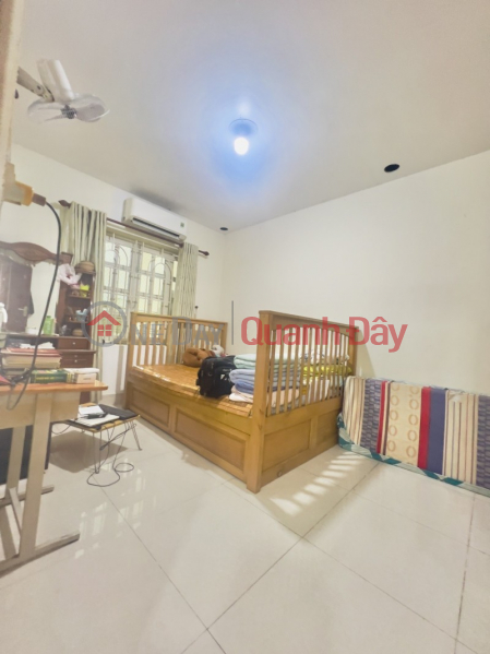 đ 7.7 Billion, House for sale in Duong Duc Hien, Tan Phu - 65m2, 6.12m wide - 6m alley for trucks