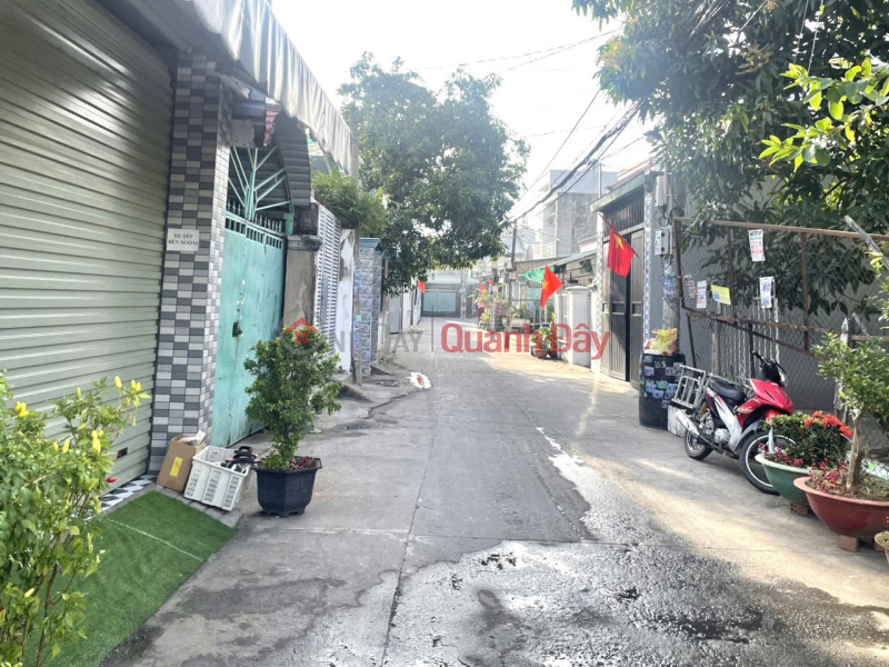 SOS 9m wide, urgent sale, corner lot with 2 street fronts, land area 119m2 (9 x 15) only 4 billion Vietnam | Sales | đ 4.5 Billion