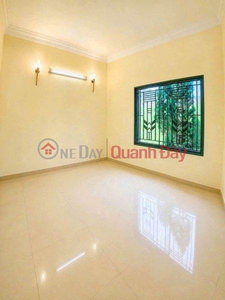 đ 48 Million/ month Villa with garden for rent, 1000m2, Nguyen Huu Canh street, 12 bedrooms, price 48 million VND in Da Lat.