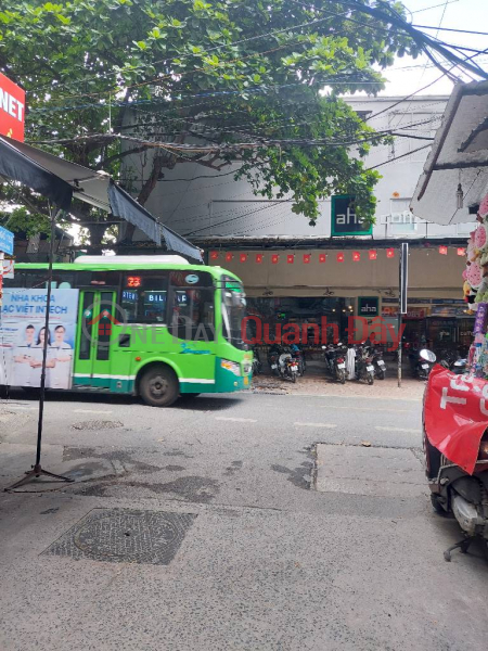 Đặng Tiến Đông 5 tầng Nhà phân lô hiếm giữa Đống Đa – ô tô tránh – 2 thoáng – gần phố Việt Nam Bán đ 19,2 tỷ