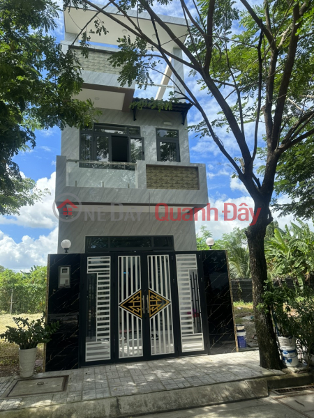 HOUSE FOR SALE 1 MILLION 1 storey 1 TUM 3 BILLION - LEVE IN NOW - ONLY 15KM TO SAI GON - CENTRAL HILL RESIDENTIAL AREA, Vietnam | Sales, đ 3 Billion