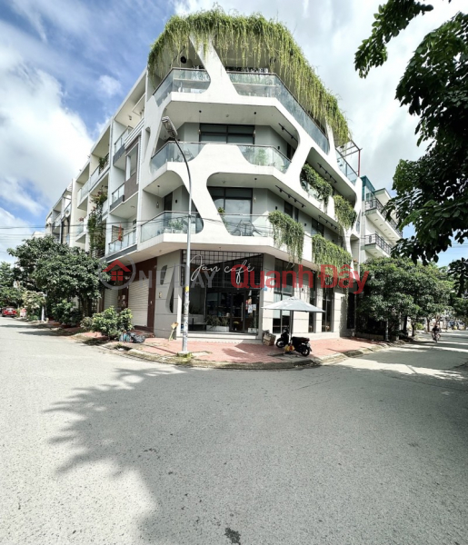 Selling House on Street, Convenient for Business, Nguyen Son Street, 5.5X12X4T, No Error, 12m Road With Margins, Low Price, Only Sales Listings