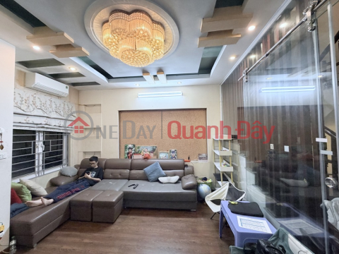 bán nhà ngõ 97 Ngọc Thuỵ 50m x 5T, MT 5m, 5PN, gần phố chỉ 8 tỷ còn tl _0