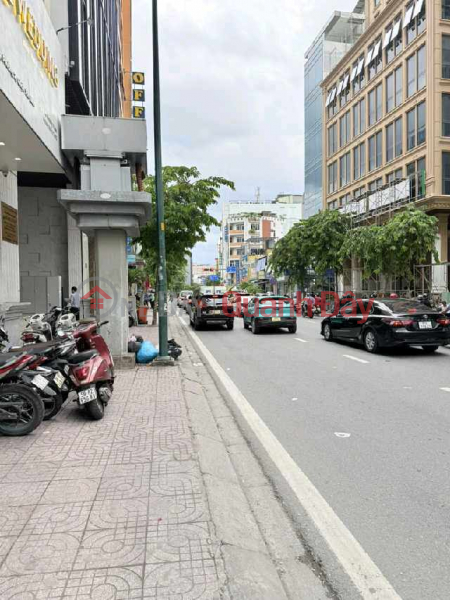 Mặt Tiền Đường - Tòa Nhà 7 Tầng - DT Sàn 434m² , Phường 2 , Tân Bình. Sales Listings