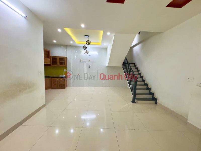 ► Tieu La Auto Alley near Binh An 7, 51m2, 5m wide, 3 floors, 5.x billion Sales Listings