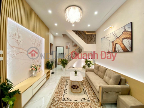 Bán nhà 4 tầng, 40m2, đường thông ô tô, Phụng Châu, gần ĐH thể thao _0