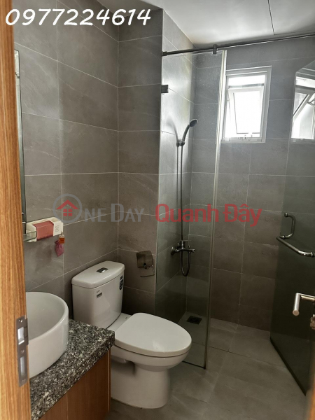 đ 2.19 Billion, Owner needs to sell a 2-bedroom, 2-bathroom apartment at The Habitat Binh Duong, 62m2, at a good price.