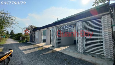 Nhà đẹp, giá hấp dẫn: 3 phòng ngủ sát đường Trường Chinh _0