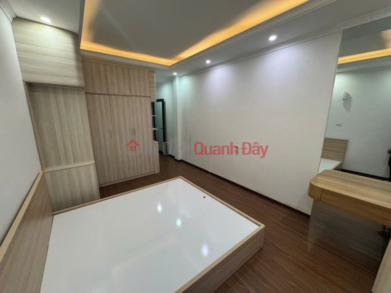 đ 7.35 Billion HOUSE FOR SALE IN NAM DUONG – 32M² – 5 FLOORS – FULLY FURNISHED 7.35 BILLION VND, Long Bien, Hanoi.