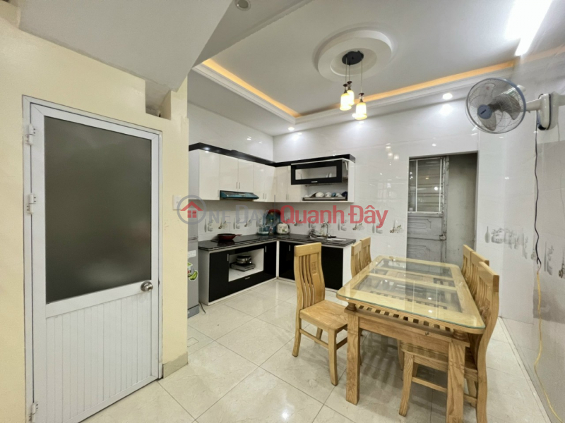 Property Search Vietnam | OneDay | Residential Sales Listings House for sale in lane 193 Van Cao, area 40m 4 floors PRICE 2.75 billion currently for rent 10 million
