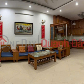 Whole house for rent on Chinh Kinh Street, Spa, nail, small business, online 52m2, 5 floors, 3Nkk, 15 million _0