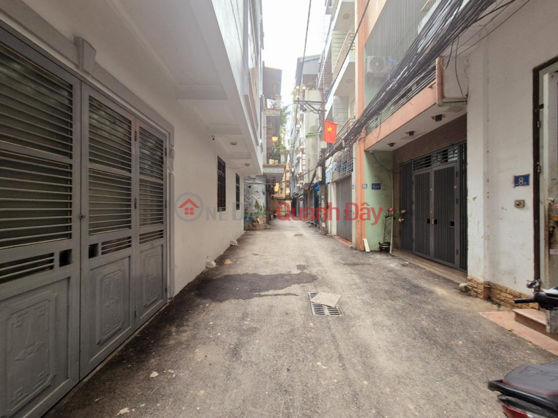 đ 10,2 tỷ Vị trí đắc địa, nhà phân lô, ô tô đỗ cửa, ngõ thông Cầu Giấy, Quan Hoa, Dương Quảng Hàm, Nguyễn Khánh Toàn…