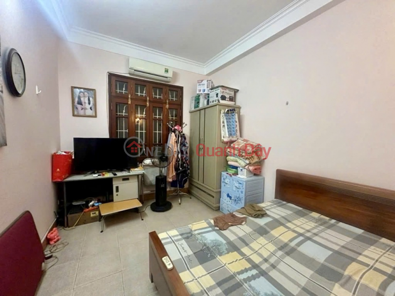 QUAN HOA - AREA 46M x 5 FLOORS - 11.8 BILLION - LOT - CAR PARKING AT THE DOOR - SOLIDLY BUILT BY RESIDENTS, Vietnam | Sales, đ 11.8 Billion