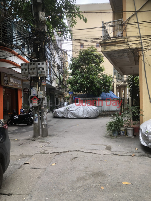 Urgent! Selling Hoang Quoc Viet townhouse, area 62m, corner lot, car avoid parking around the house, peak business, 15.5 billion _0