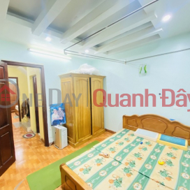 House for sale in Thanh Xuan - Giap Nhat, 33m, 5 floors, 3 bedrooms, alley, near car, right around 3 billion, contact 0817606560 _0