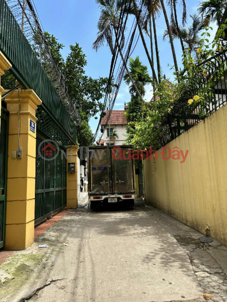 Property Search Vietnam | OneDay | Residential, Sales Listings | BEAUTIFUL HOUSE ON NGOC HA STREET - RARE - LIKE A VILLA - BRIGHT AND AIRY - CORNER LOT - CAR GARAGE - 7m FRONTAGE - 120m2. 30 BILLION