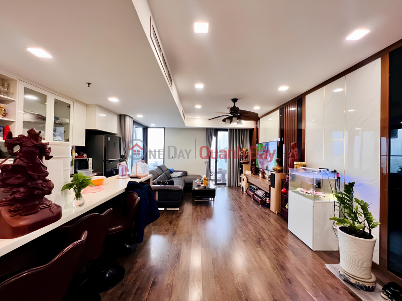Property Search Vietnam | OneDay | Residential, Sales Listings | (100% real news) 94m2 x 3BR apartment with car slot at Rivera Park - Northeast balcony - Open corner lot