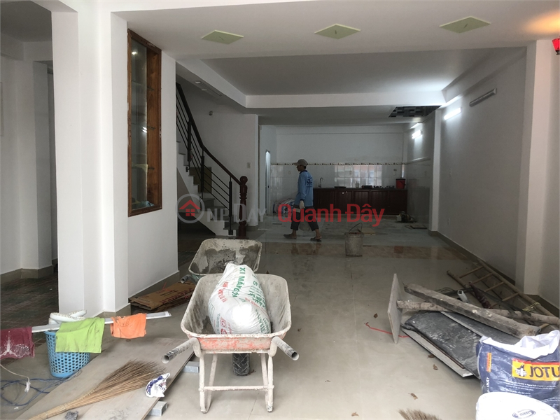 Space for rent next to Nam Ky Khoi Ui street market, tp.vt Rental Listings