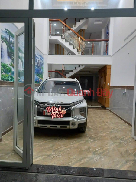 HOUSE FOR SALE 60M2 5 FLOORS WITH CAR ACCESS TO THE HOUSE Sales Listings