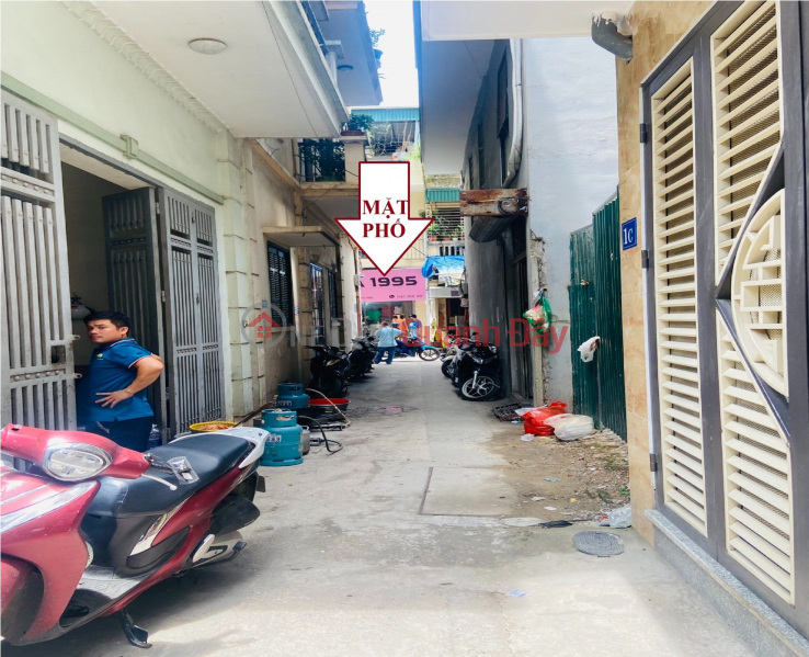 4-storey house for sale, Trung Kinh street, Cau Giay, shallow alley, spacious, happy to live, price around 4 billion Sales Listings