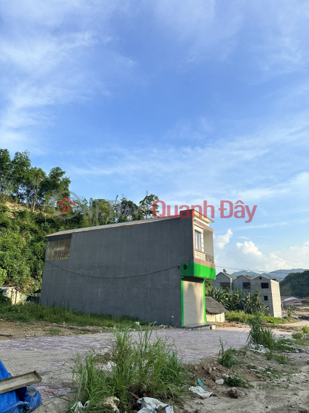 BEAUTIFUL LAND - GOOD PRICE - Red Book Land Lot For Sale Owner At Ong Hoang Bay Temple Gate (Bao Ha Temple) Sales Listings