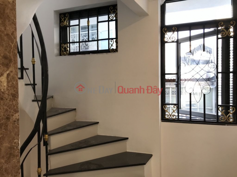 Property Search Vietnam | OneDay | Nhà ở Niêm yết bán, Bán Nhà 4 lầu mặt tiền Hoàng Hoa Thám TPBank đang thuê chỉ 400 triệu/m²