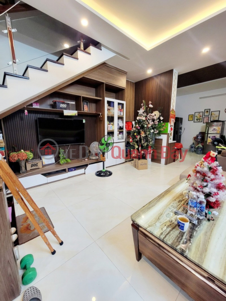 ► Spacious house near Ly Tu Trong street, 65m2, 3 floors, new, modern, 5.x billion Sales Listings