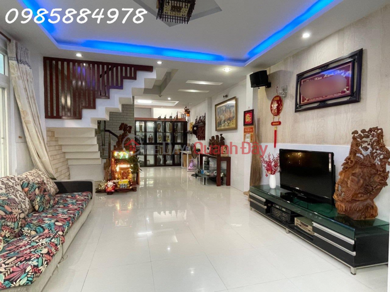 OWNER NEEDS TO SELL QUICKLY A 2-STORY NARROW HOUSE RIGHT IN THE CENTER OF NHA TRANG CITY, VAN THANG WARD | Vietnam, Sales | ₫ 4.3 Billion