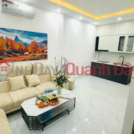 House for rent in Hoa Binh Alley 4 Minh Khai, 5 floors x30m2, 3 bedrooms, 12.5 million _0