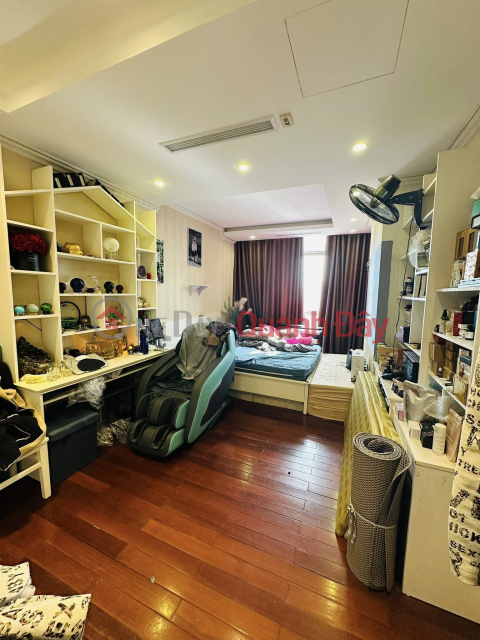 Extremely beautiful Eurowindow Tran Duy Hung building, 122m2, 3 bedrooms, super convenient, 13.3 billion _0
