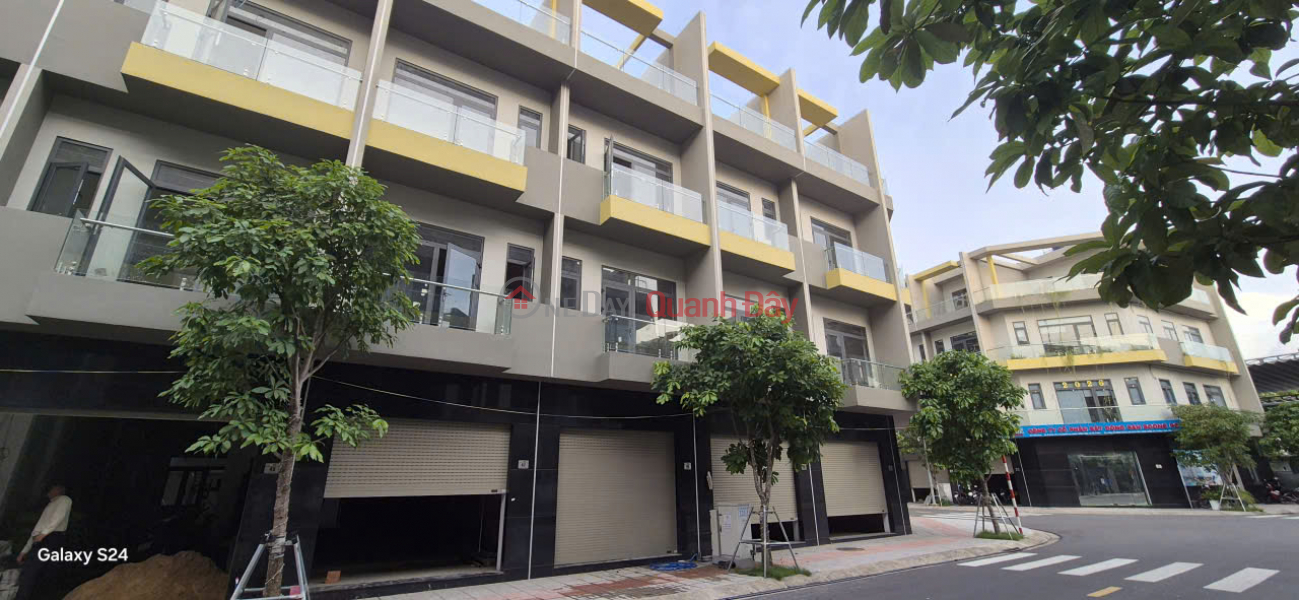 Bán nhà phố Bcons Uni Valley 60-110m2 - Vị trí đẹp, tiềm năng sinh lời cao - Mặt tiền đường lớn, Việt Nam Bán | đ 7 tỷ