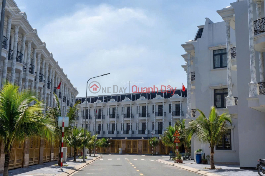 Dự án nhà liền kề sẵn sổ đỏ,bàn giao nội thất cơ bản,diện tích 68m2,tk 3 tầng mặt tiền rộng 4m. Việt Nam | Bán | đ 5 tỷ