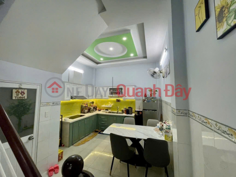 New price: 6 billion TAN BINH CENTER - 300M FROM PHAM VAN HAI MARKET - 4-STOREY REINFORCED HOUSE - NICE BOOK _0