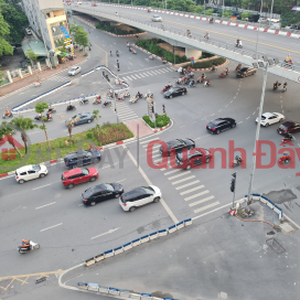 65m 6 Floor Front 9.5m Parking Lot Hoang Quoc Viet Cau Giay Street. Bank Owner Should Sell _0