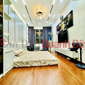 Kim Ma Street, DT 25m x 4 floors, 7.9 billion VND, fully furnished, 50m from main street, alleyway connects to main road. _0