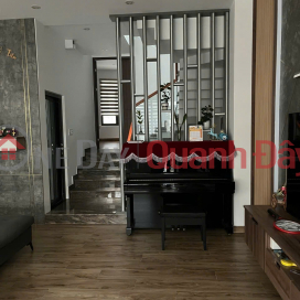 WHOLE HOUSE FOR RENT IN PHU DONG THIEN VUONG WARD 8 DA LAT - 5 BEDROOMS, BASEMENT PARKING, FULL FURNISHED _0