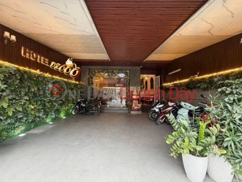 LUXURY HOTEL - 38 billion VND - ANNUAL CASH FLOW OF 2.2 billion VND - FRONT AND BACK FACADE _0