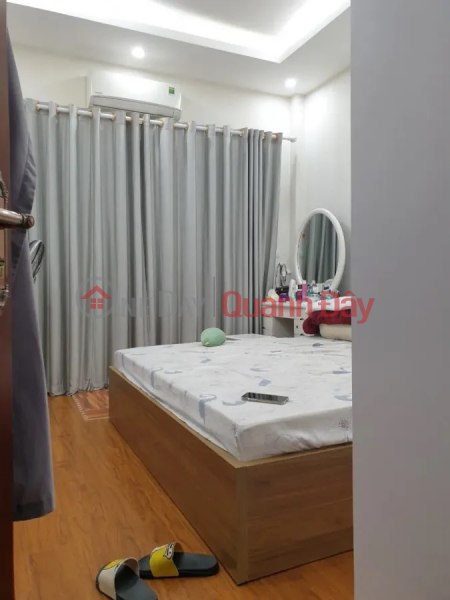 BÁN NHÀ: Lạc Long Quân. DT: 31m2 - 5 tầng - MT 3.8m - 6.2 tỷ | Việt Nam | Bán, đ 6,2 tỷ