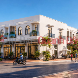 When buying a townhouse right now, I think the first thing to ask is: "What is the legal status?" _0