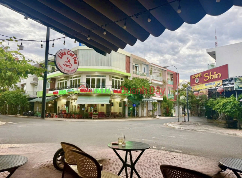 SHOPHOUSE FOR SALE - CT6, B5 STREET, VINH DIEM TRUNG - WARD OF WEST NHA TRANG Sales Listings